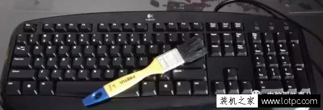电脑键盘用太久竟然这么脏！不会清理怎么行？